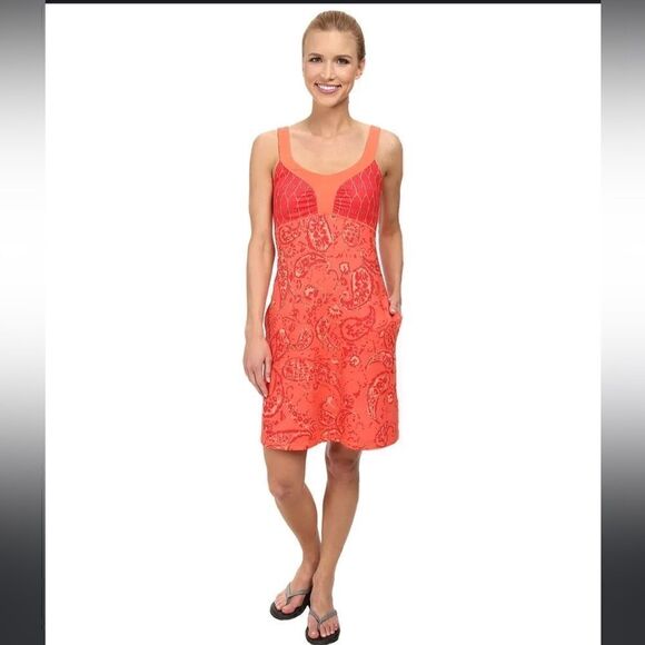 The North Face Dress Womens Size medium Orange Cadence Dress - Picture 9 of 9